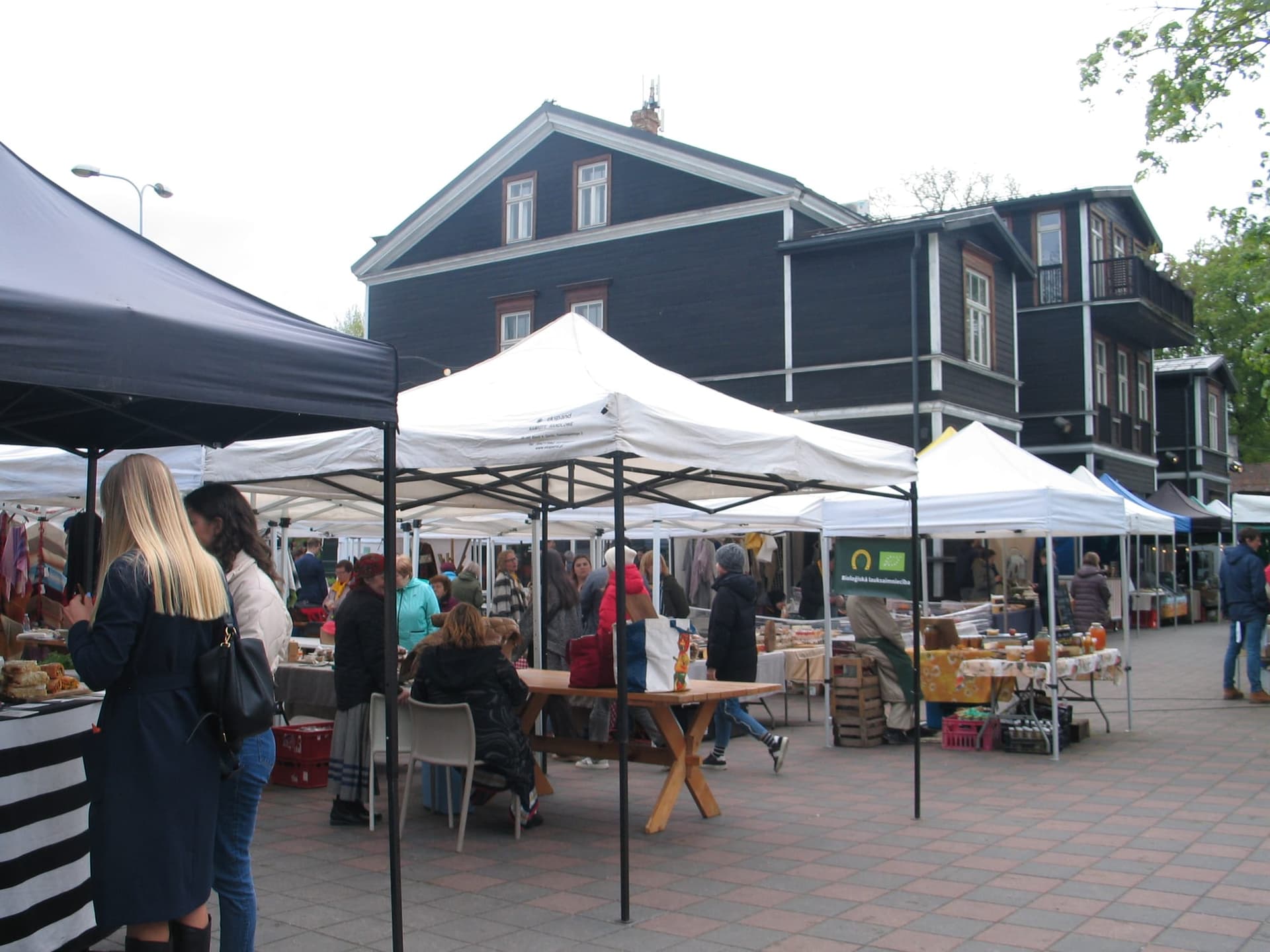 Sponsor stand at the Saturday craft and food market in Āgenskalns, 3 × 3 m — Āgenskalns, Riga